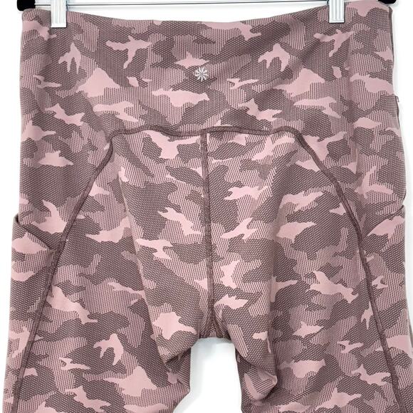 Athleta Ultimate Stash Pocket Textured Camo Capri Crop Leggings Dusty Pink 2X - Picture 5 of 8